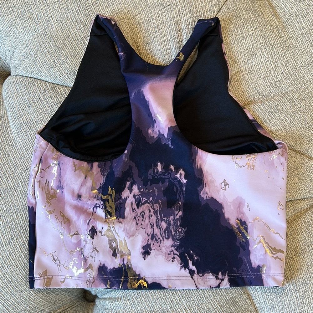 Yoga sports bra tank top and matching pants - Picture 3 of 9